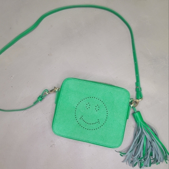 Handbags - [NWOT] SMILEY FACE 😊 GREEN CAMERA BAG WITH TASSEL (from Korea)💚